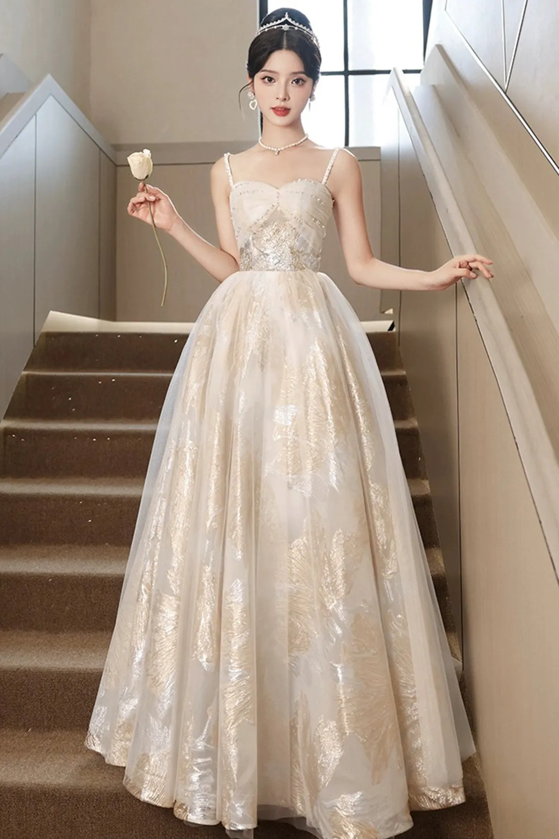 Champagne Spaghetti Strap Tulle Formal Dress, A-Line Sweetheart Neck Evening Party Dress