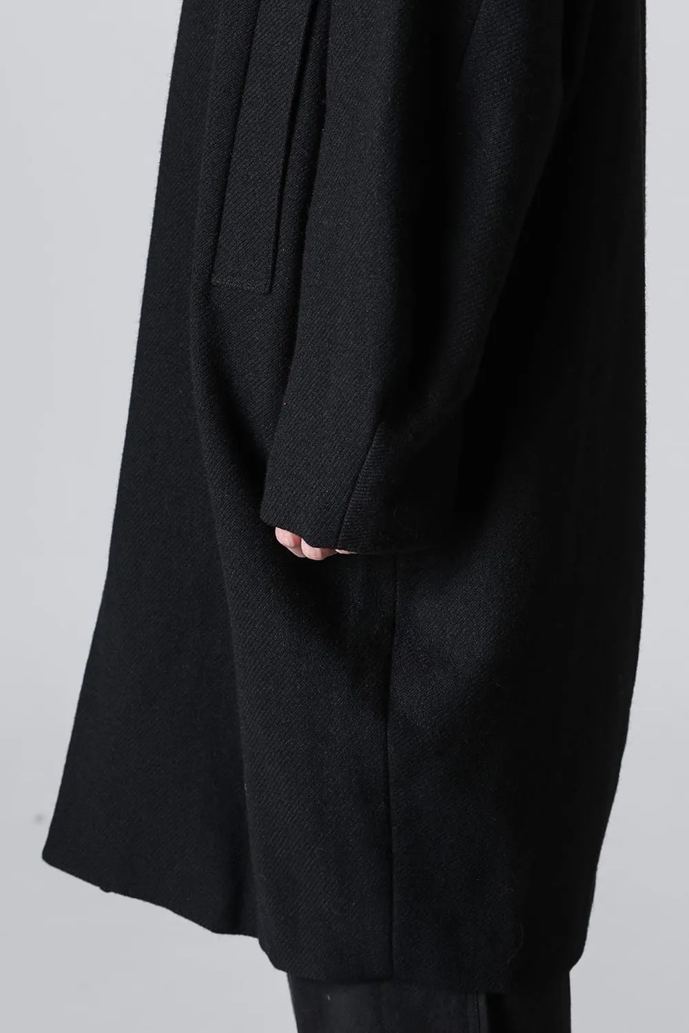 Distorted Cocoon Coat Dry Wool Twill