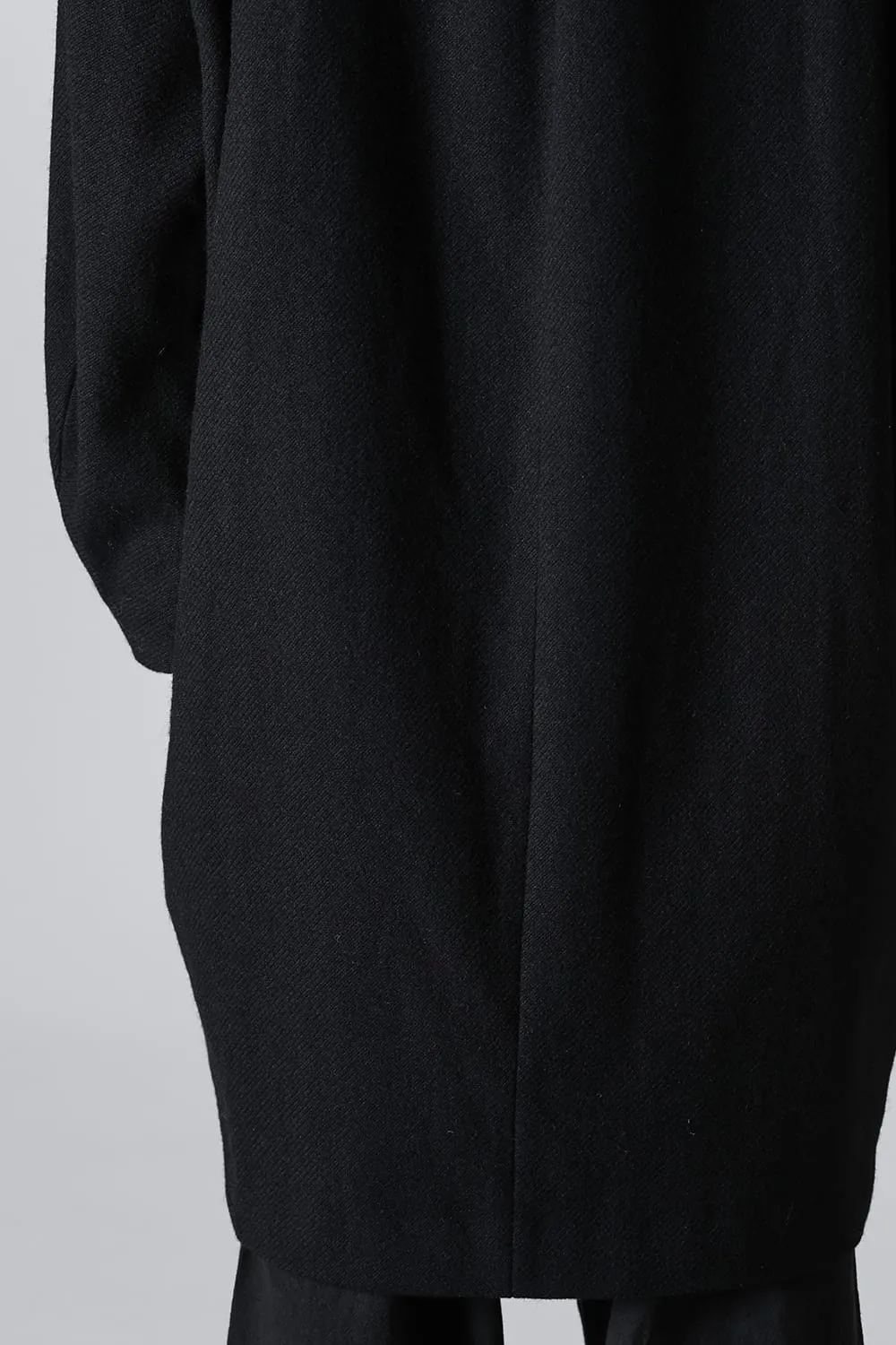 Distorted Cocoon Coat Dry Wool Twill