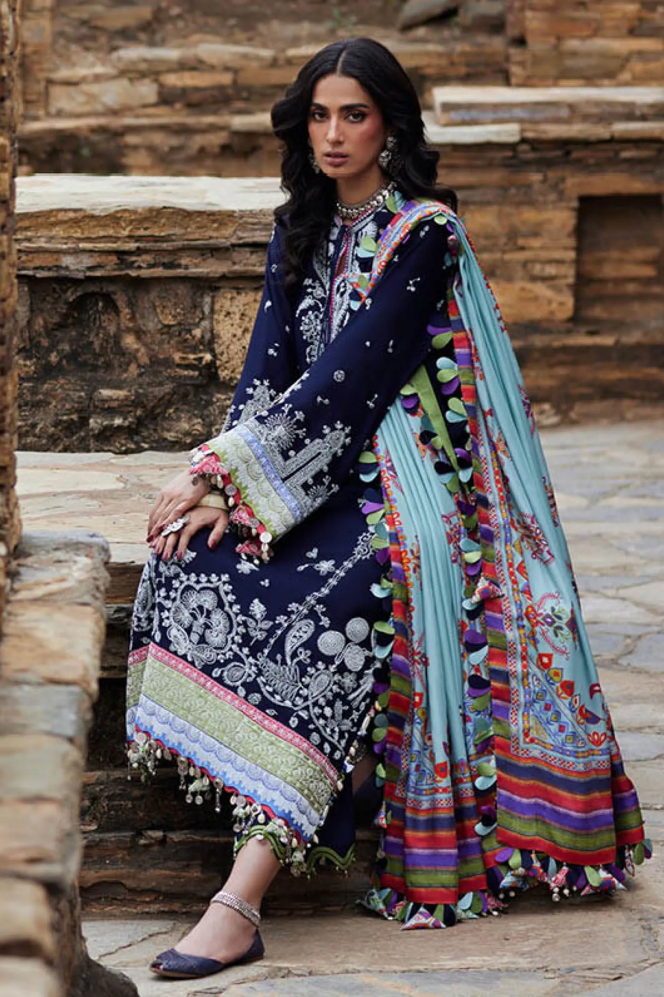 Elan Unstitched 3 Piece Luxury Winter Collection'2024-06-Mahrosh