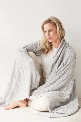 Luxury Cable Blanket