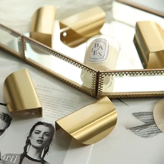 MIRTO / Curved Solid Brass Edge Pull