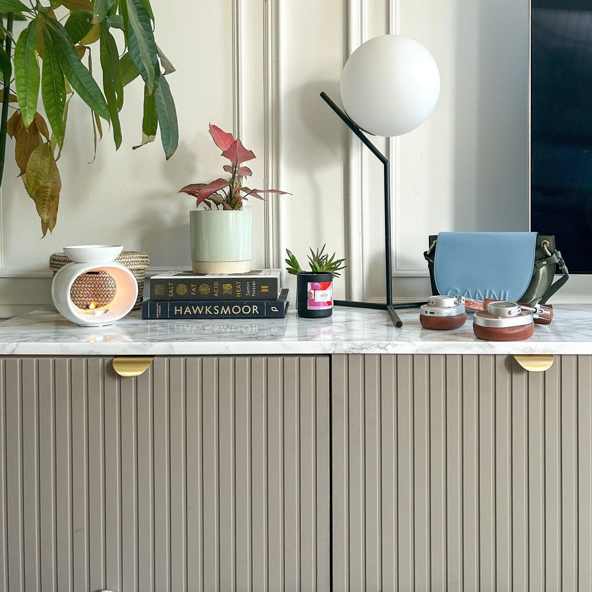 MIRTO / Curved Solid Brass Edge Pull