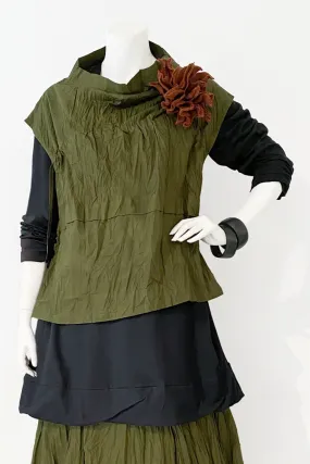 Pelican Top in Olive Bellini Carnaby