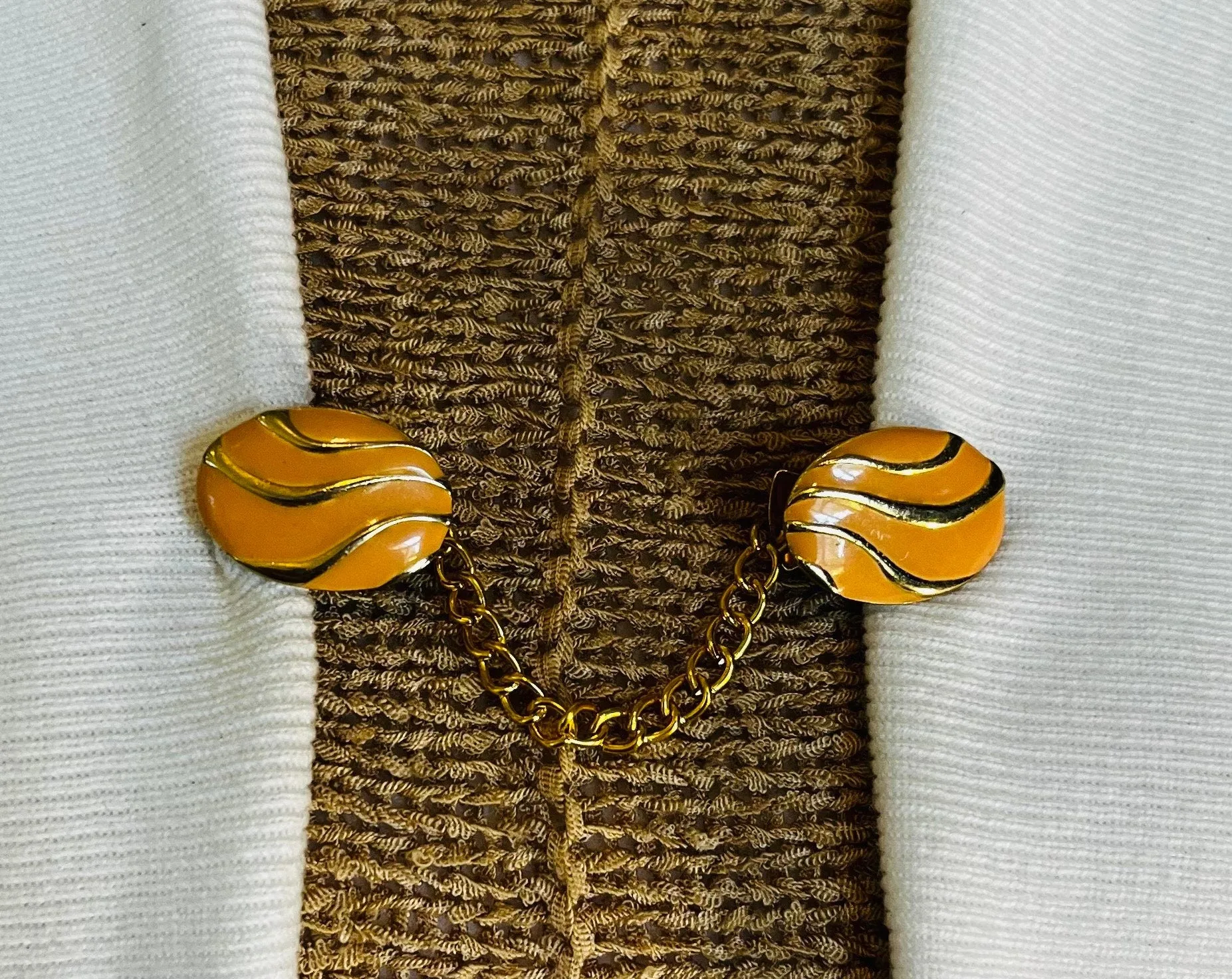 Sweater Clips Oval Retro Sweater Clip for Cardigan Clips for Cloak Clasp Dress Fastener Chain Cinch Clip Birthday Gift for mom Gift for Her