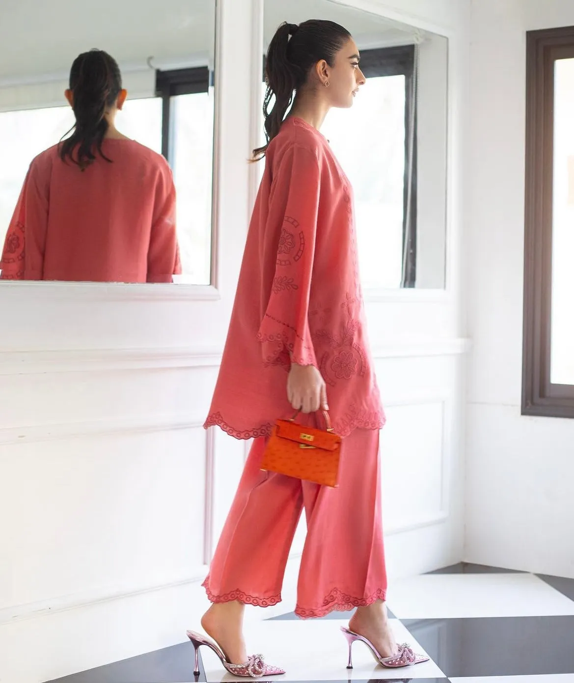 Winter Formals 24 - Hibiscus