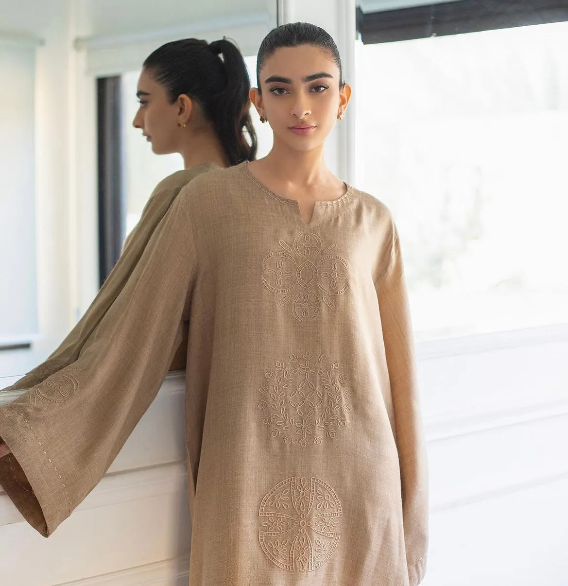 Winter Formals 24 - Pashmina Smoked Almond