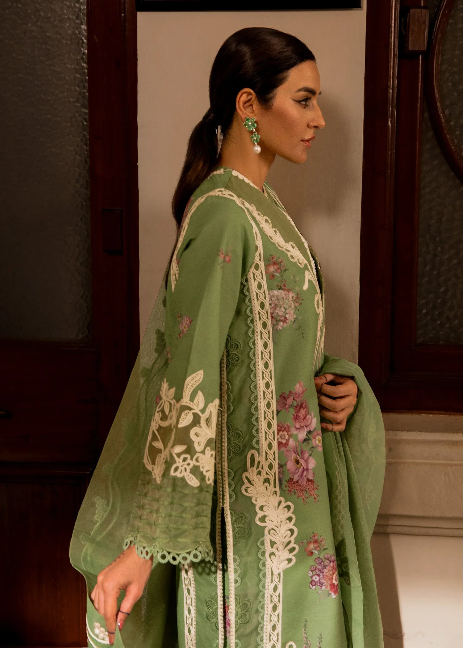 Winter Unstitched'24 - Gulbaan