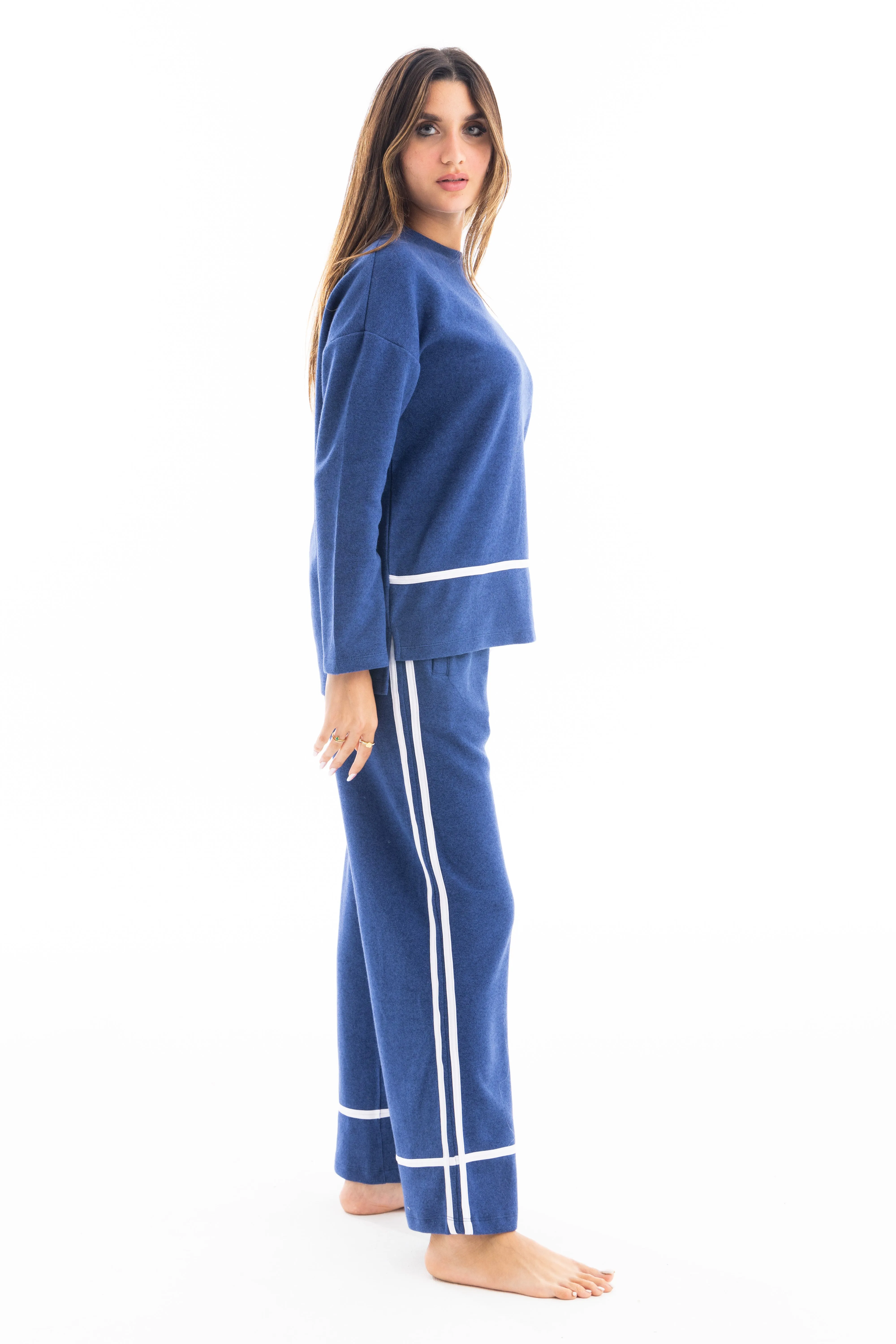 Womens Crew Neck Winter Pajama - Zahry